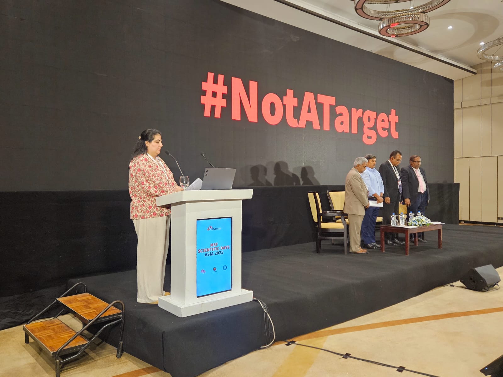 #NotATarget demonstration of support.  ©️ MSF